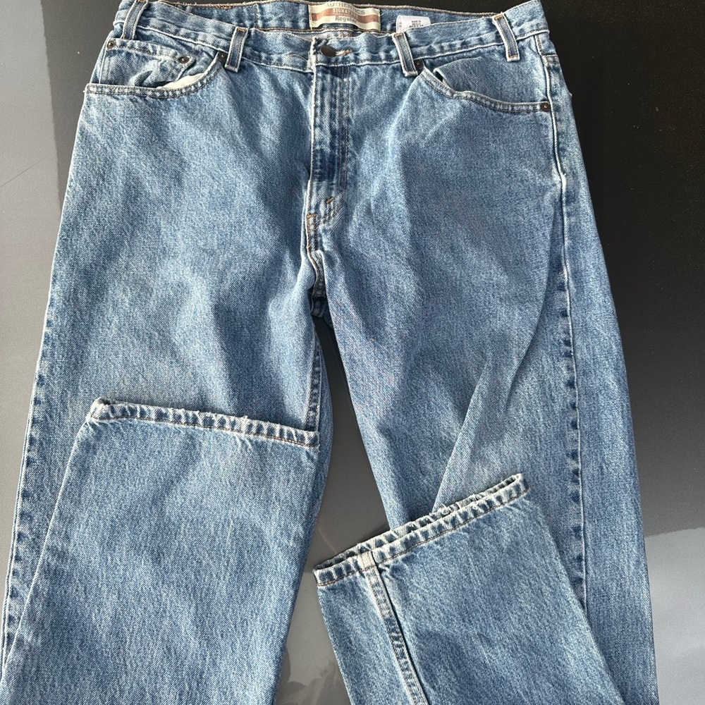 AUTHENTICS
SIGNATURE
By Levi’s 
Vintage jeans